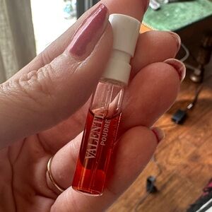 Valentino Valentina Poudre Fragrance Sample - 0.2 ml